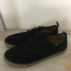 Men’s Sanuk Black Suede Lace-Up sneakers
